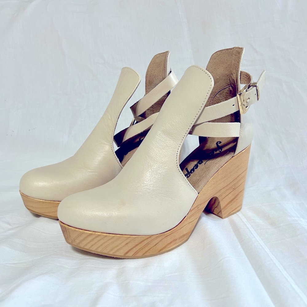 Free People Ankle Strap Strappy Cut Out High Heel Boots Cream 37